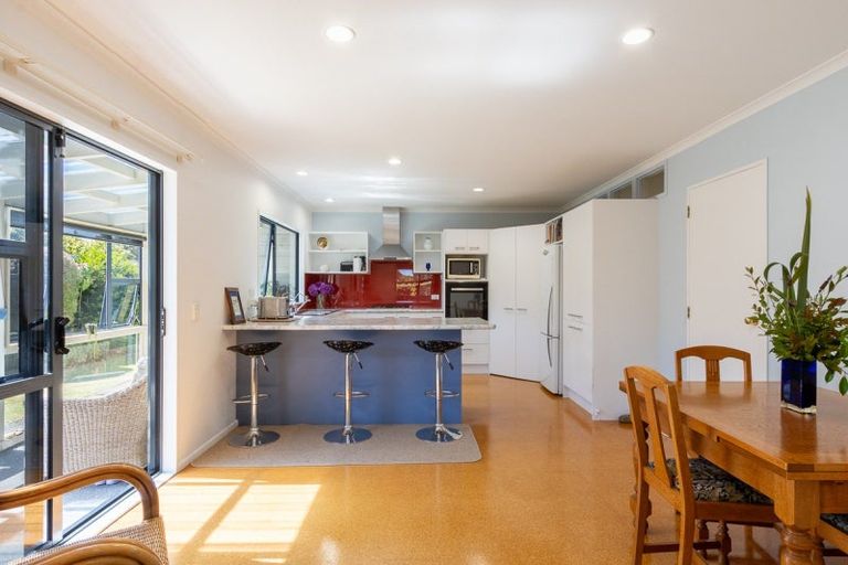 Photo of property in 16 San Vito Place, Paraparaumu Beach, Paraparaumu, 5032