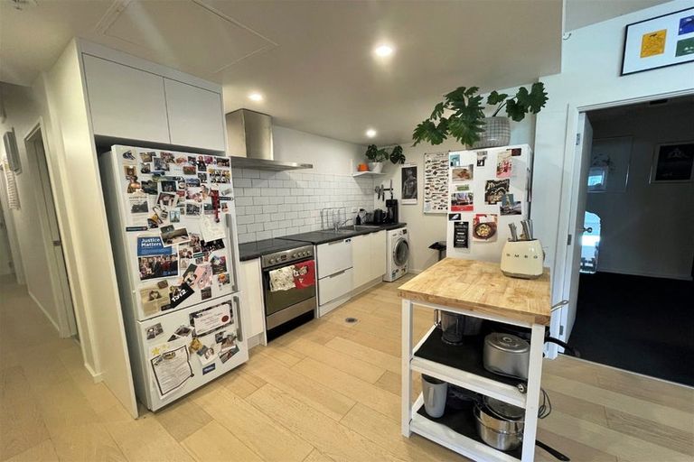 Photo of property in Quantum On Thorndon Quay, 5/163d Thorndon Quay, Pipitea, Wellington, 6011