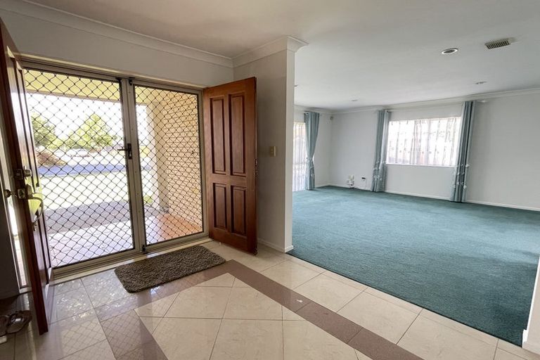 Photo of property in 7 Nier Place, East Tamaki Heights, Auckland, 2016