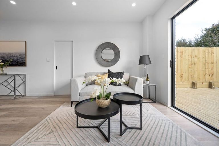 Photo of property in 73 Biokovo Street, Massey, Auckland, 0614