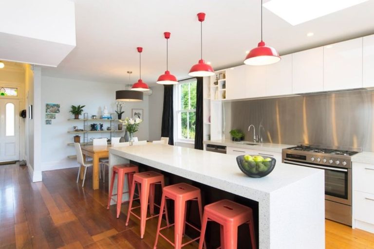 Photo of property in 44 Sussex Street, Grey Lynn, Auckland, 1021