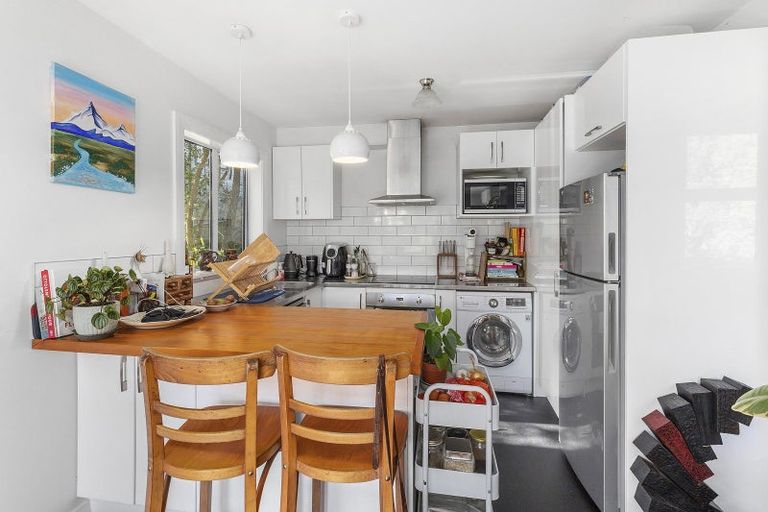 Photo of property in 12 Coleridge Street, Brooklyn, Wellington, 6021