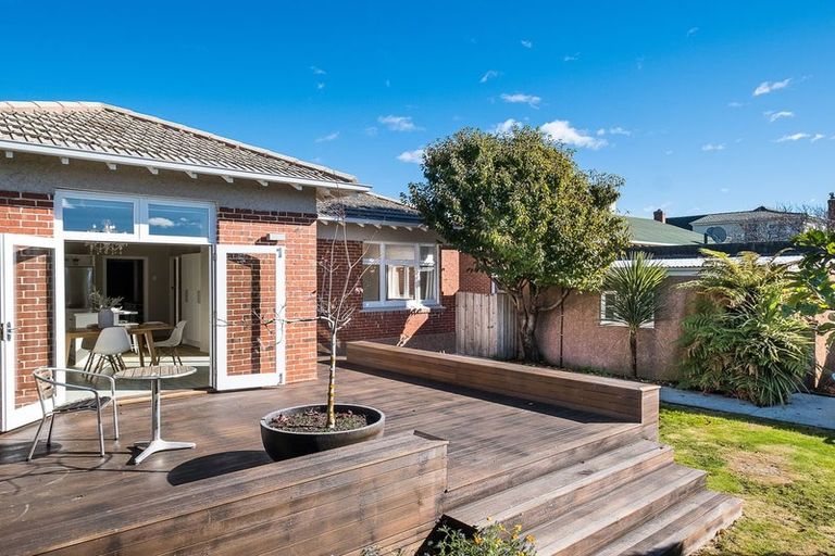 Photo of property in 165 Surrey Street, Saint Clair, Dunedin, 9012