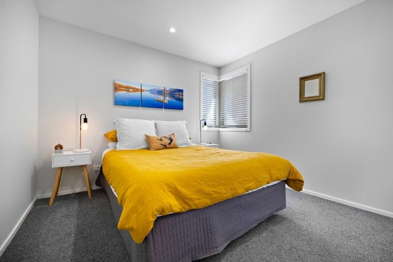 Photo of property in 11 Marbleleaf Lane, Albert Town, Wanaka, 9305