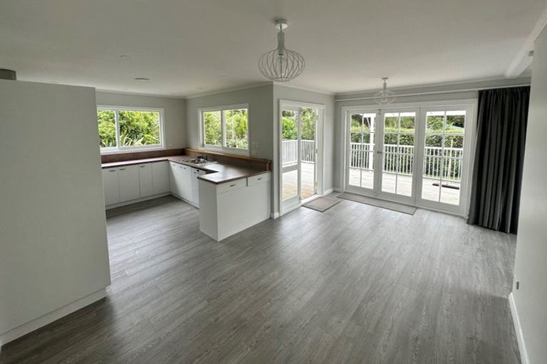 Photo of property in 37 Rimu Road, Raumati Beach, Paraparaumu, 5032