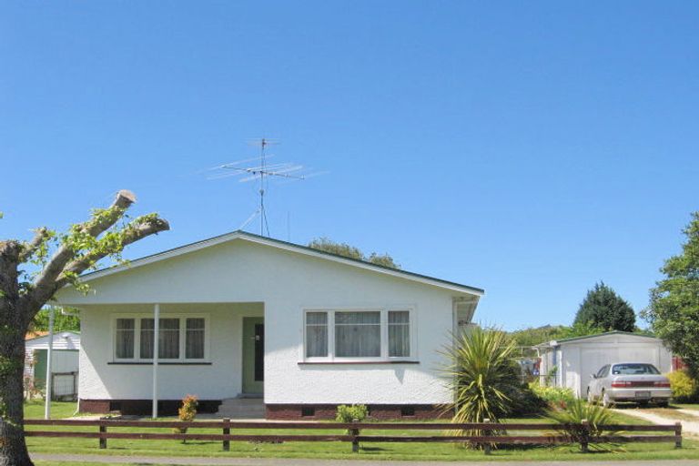 Photo of property in 11 Kelvin Street, Inner Kaiti, Gisborne, 4010