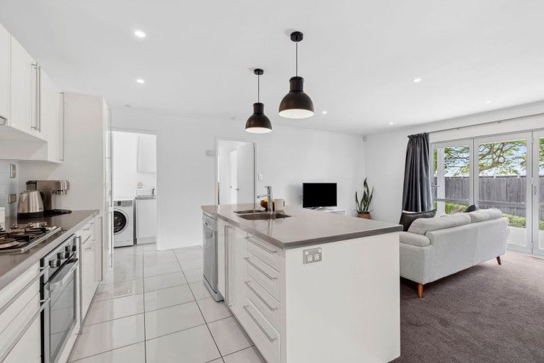 Photo of property in 66 Shelley Street, Leamington, Cambridge, 3432