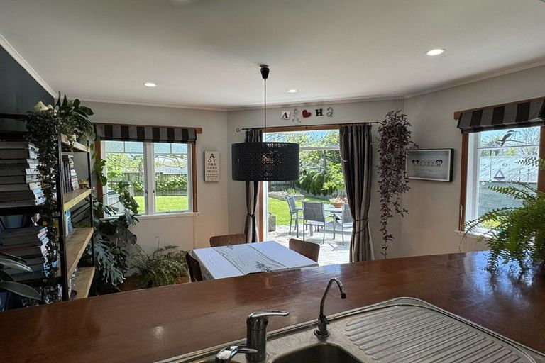 Photo of property in 30a Hall Street, Kihikihi, Te Awamutu, 3800