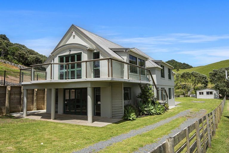 Photo of property in 1305c Matapouri Road, Matapouri, Whangarei, 0173