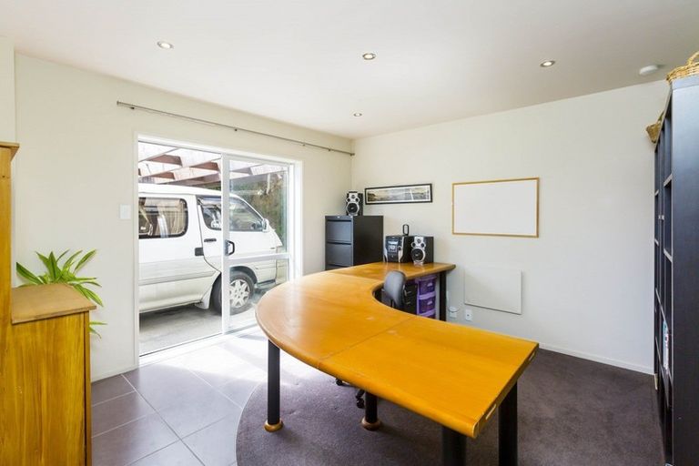 Photo of property in 14 Chanel Grove, Waterloo, Lower Hutt, 5011