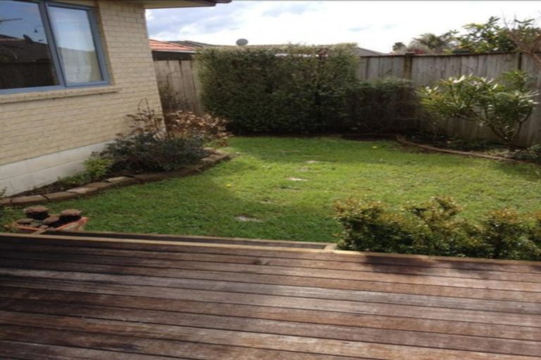Photo of property in 14 Clavoy Place, East Tamaki, Auckland, 2016