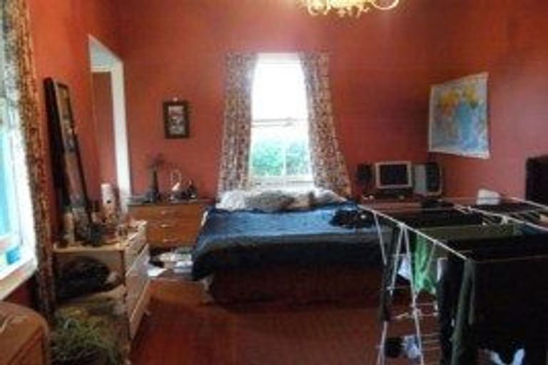 Photo of property in 17 Cameron Road, Bluff Hill, Napier, 4110