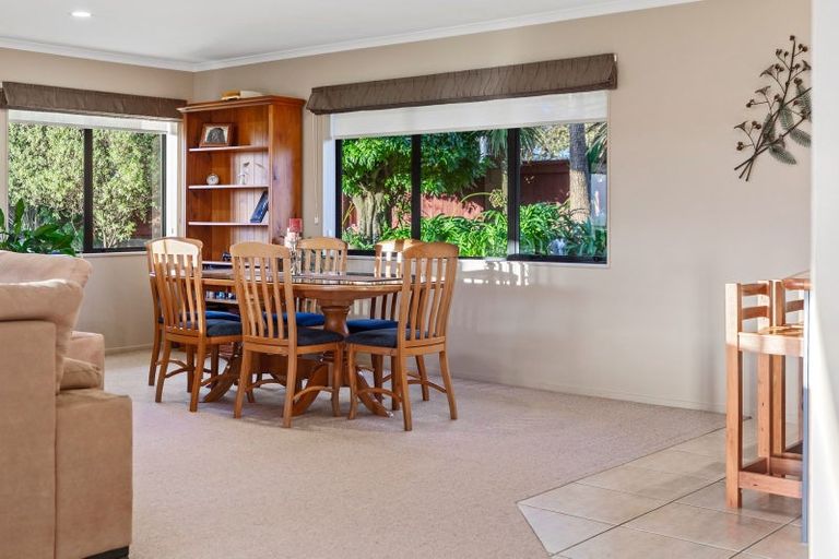 Photo of property in 132 Waikite Road, Welcome Bay, Tauranga, 3175