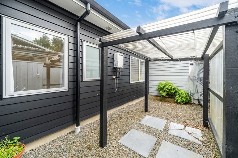 Photo of property in 75c Ward Street, Wallaceville, Upper Hutt, 5018