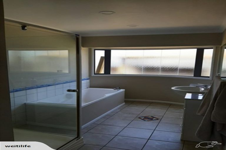 Photo of property in 5 Inlet Views, Stillwater, Silverdale, 0993