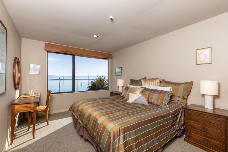 Photo of property in Waterfront Apartments, 309 Wakefield Quay, Stepneyville, Nelson, 7010