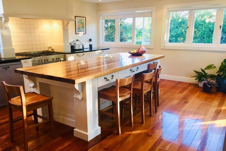 Photo of property in 48d Awaruku Road, Torbay, Auckland, 0630