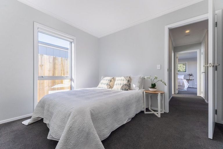 Photo of property in 11 Rotoiti Place, Paraparaumu, 5032