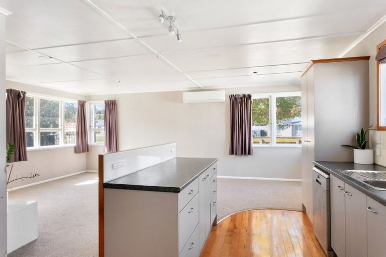 Photo of property in 28 Mary Street, Mangapapa, Gisborne, 4010