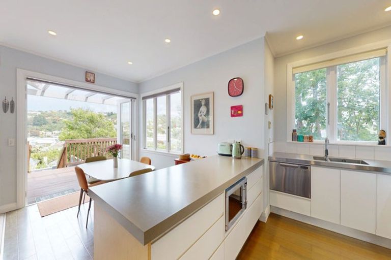 Photo of property in 85 Totara Road, Miramar, Wellington, 6022