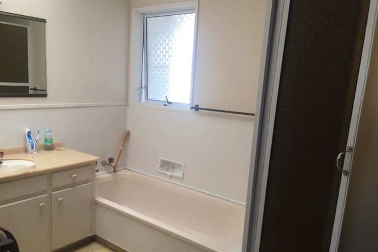 Photo of property in 3b Strathmore Way, Matua, Tauranga, 3110