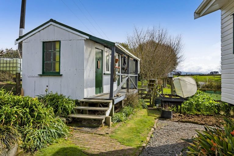 Photo of property in 516 Turuturu Road, Hawera, 4674
