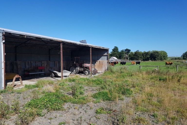 Photo of property in Hislop Road, Inch Clutha, Kaitangata, 9281