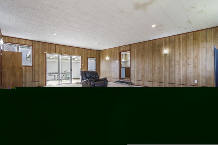 Photo of property in 41 Chingford Close, Mangere, Auckland, 2022