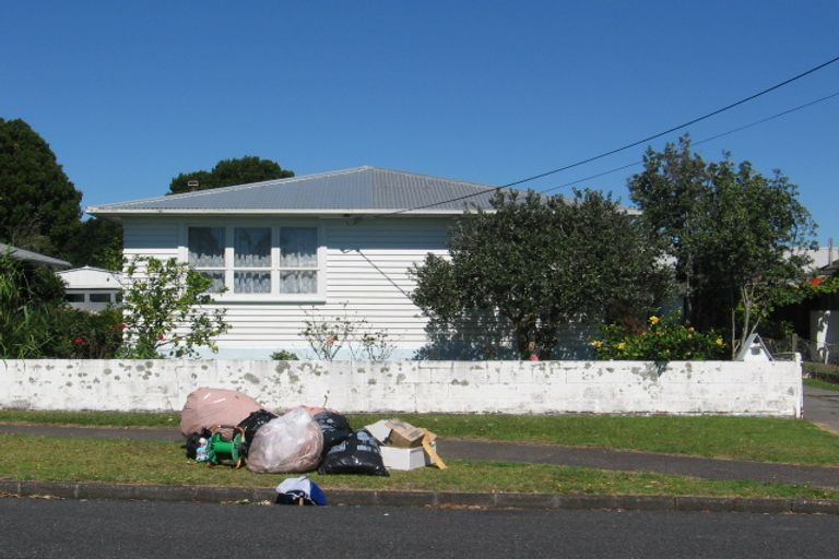 Photo of property in 1/22 Brains Road, Kelston, Auckland, 0602