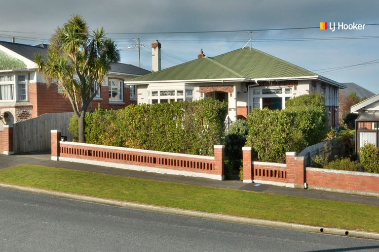 Photo of property in 97 Tomahawk Road, Andersons Bay, Dunedin, 9013