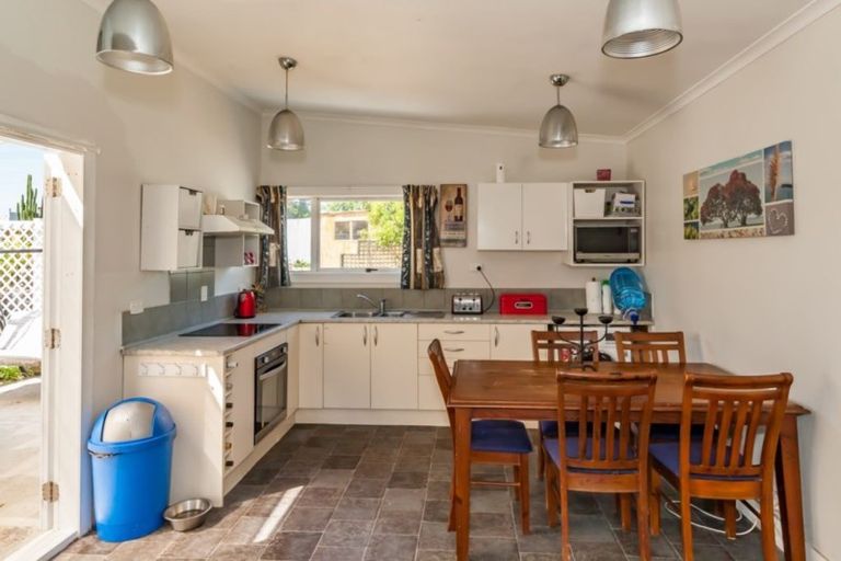 Photo of property in 31 Muapoko Street, Himatangi Beach, Foxton, 4891