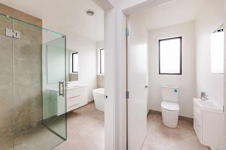 Photo of property in 40a Clifton Terrace, Fitzherbert, Palmerston North, 4410