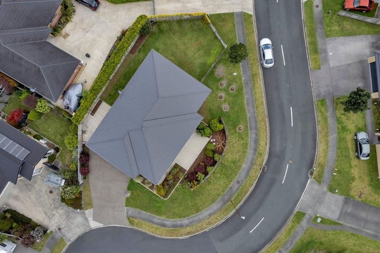 Photo of property in 36 Kowi Lakes Drive, One Tree Point, 0118