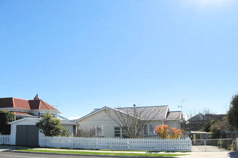 Photo of property in 10 Wallace Road, Waipukurau, 4200