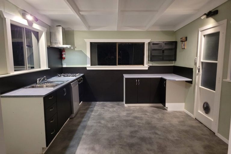 Photo of property in 39 Whakarite Road, Ostend, Waiheke Island, 1081