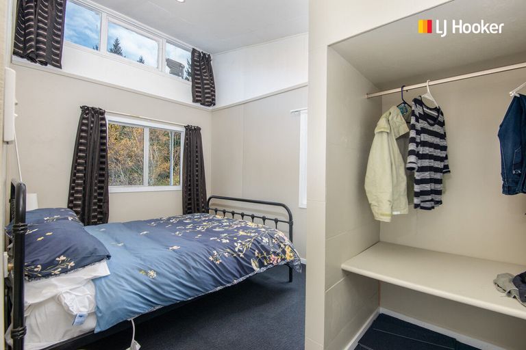 Photo of property in 23 Village Loop Road, Waipori Falls, Outram, 9073