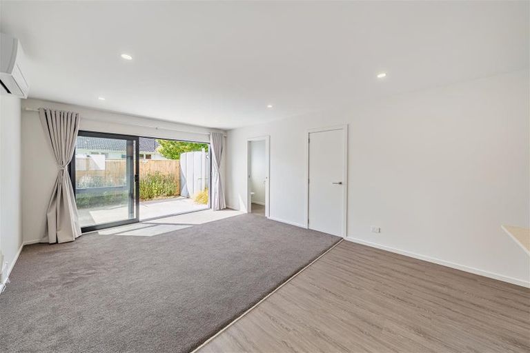Photo of property in 8/104 Martin Street, Wallaceville, Upper Hutt, 5018