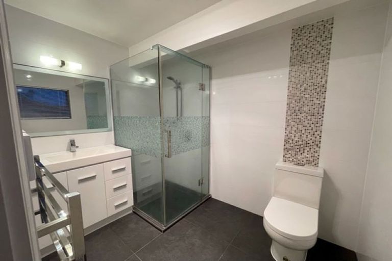 Photo of property in 1/5 Northumberland Avenue, Hauraki, Auckland, 0622