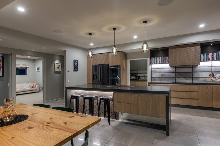 Photo of property in 270 Rutherford Street, Nelson South, Nelson, 7010