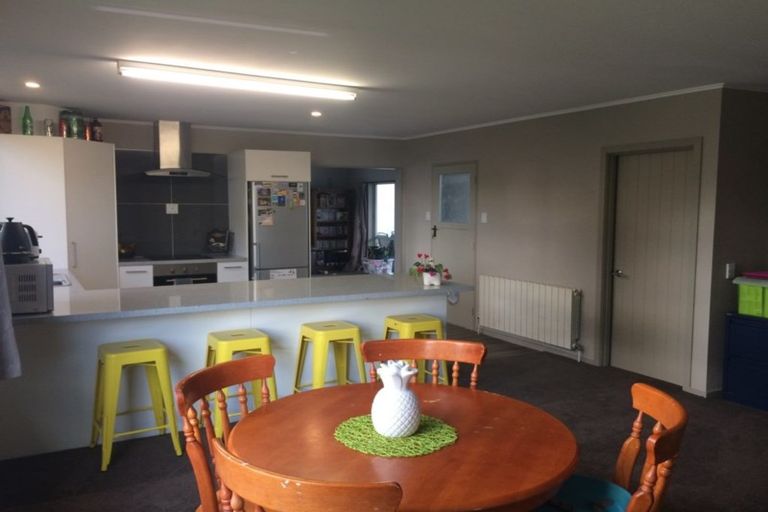 Photo of property in 56 Stuart Road, Ranfurly, 9332