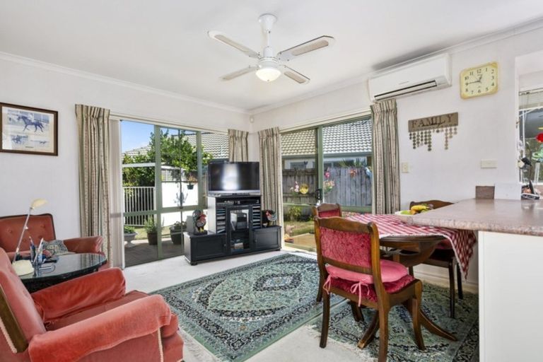 Photo of property in 18 Pacific Cove Drive, Papamoa Beach, Papamoa, 3118