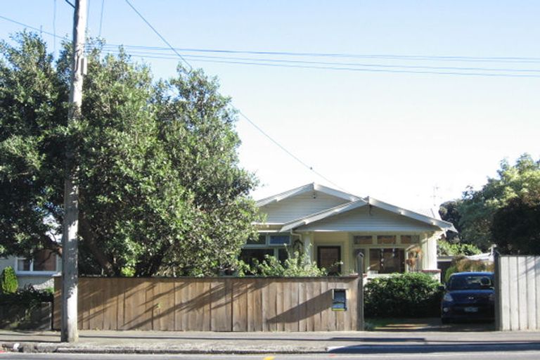 Photo of property in 248 Muritai Road, Eastbourne, Lower Hutt, 5013