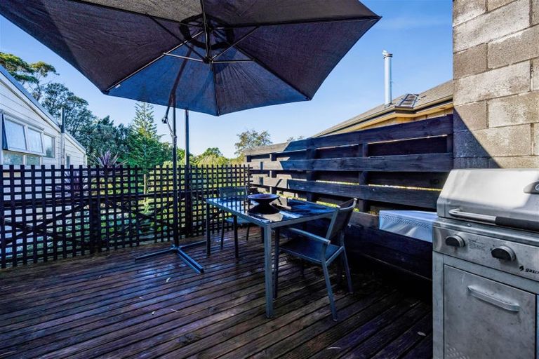 Photo of property in 14 Antonia Place, Bell Block, New Plymouth, 4312