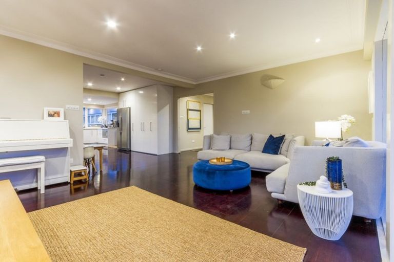 Photo of property in 13 Red Bluff Rise, Campbells Bay, Auckland, 0630