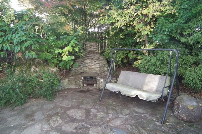 Photo of property in 7 Kelvin Street, South Hill, Oamaru, 9400