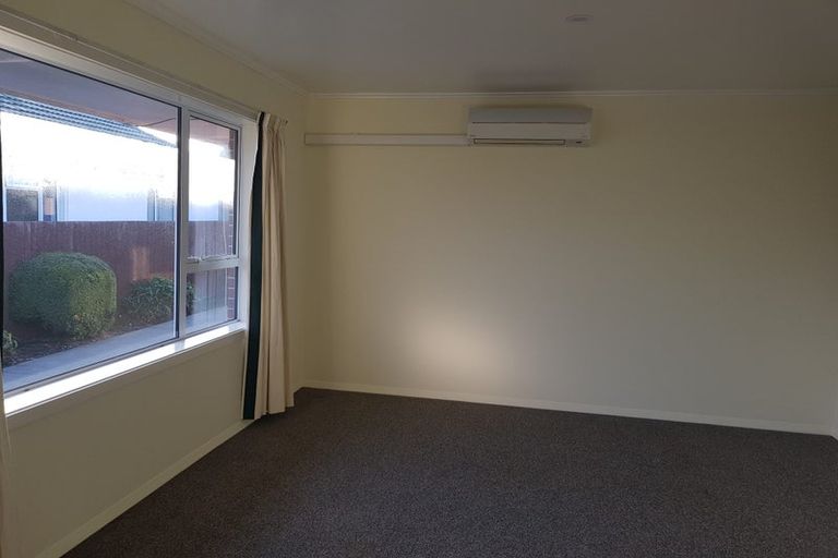 Photo of property in 2/480 Worcester Street, Linwood, Christchurch, 8011