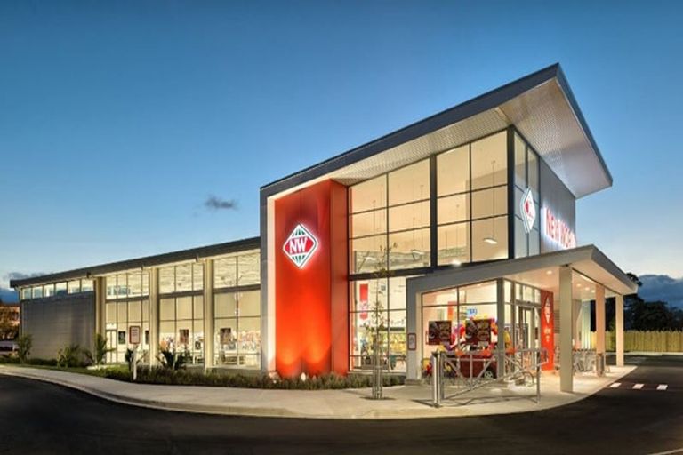 Photo of property in 8 Kawapani Lane, Kumeu, 0810