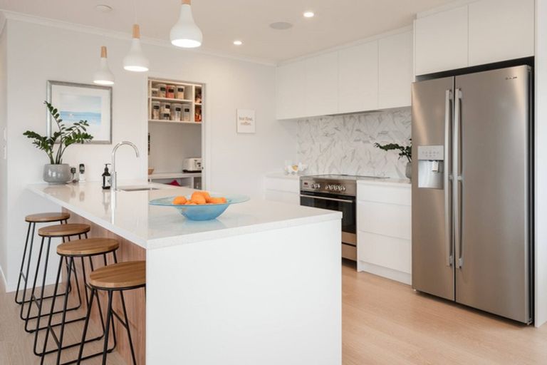 Photo of property in 72 Kaipara Portage Road, Riverhead, 0820