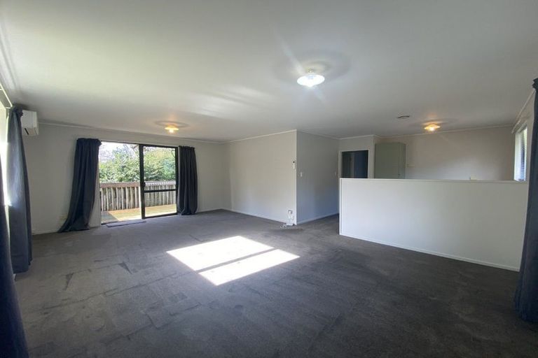 Photo of property in 33 Otanerua Road, Hatfields Beach, Orewa, 0931