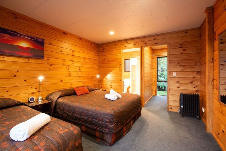 Photo of property in 26 Kamahi Crescent, Franz Josef/waiau, Franz Josef Glacier, 7886